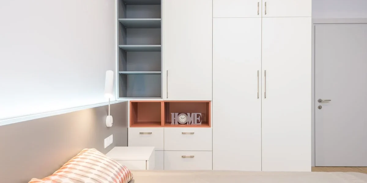 Möbel nach Maß oder fertige Produkte